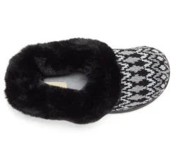 Slippers|Slippers><noscript><img width=