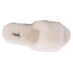 Slippers|Slippers><noscript><img width=