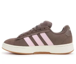 Fashion & Lifestyle|Athletics & Sneakers><noscript><img width=