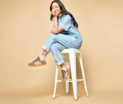 Fashion & Lifestyle|Athletics & Sneakers><noscript><img width=