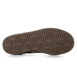 Fashion & Lifestyle|Athletics & Sneakers><noscript><img width=
