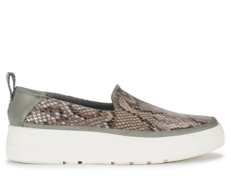Boat Shoes & Slip-Ons>Baretraps Women's Nevin Slip Ons