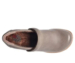 Clogs & Mules><noscript><img width=