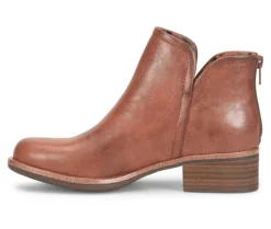 Boots & Booties><noscript><img width=