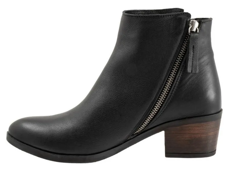 Dress>Bueno Women's Camila Booties