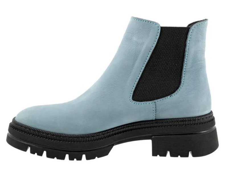 Chelsea>Bueno Women's Darla Chelsea Boots