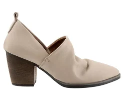 Dress>Bueno Women's Kesia Heeled Booties