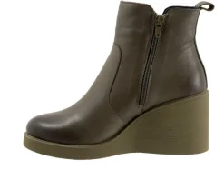 Boots & Booties><noscript><img width=