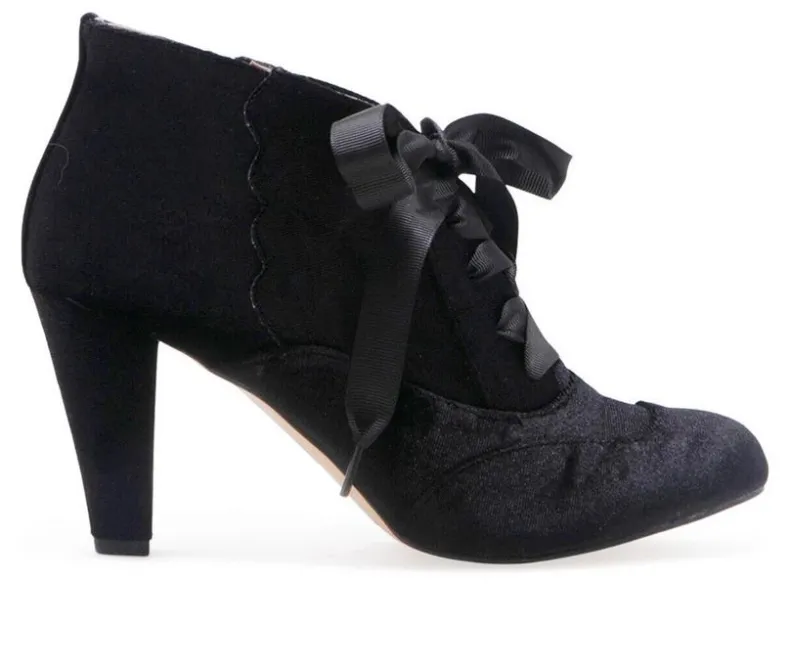 Dress>Chelsea Crew Women's Taylor Heeled Booties