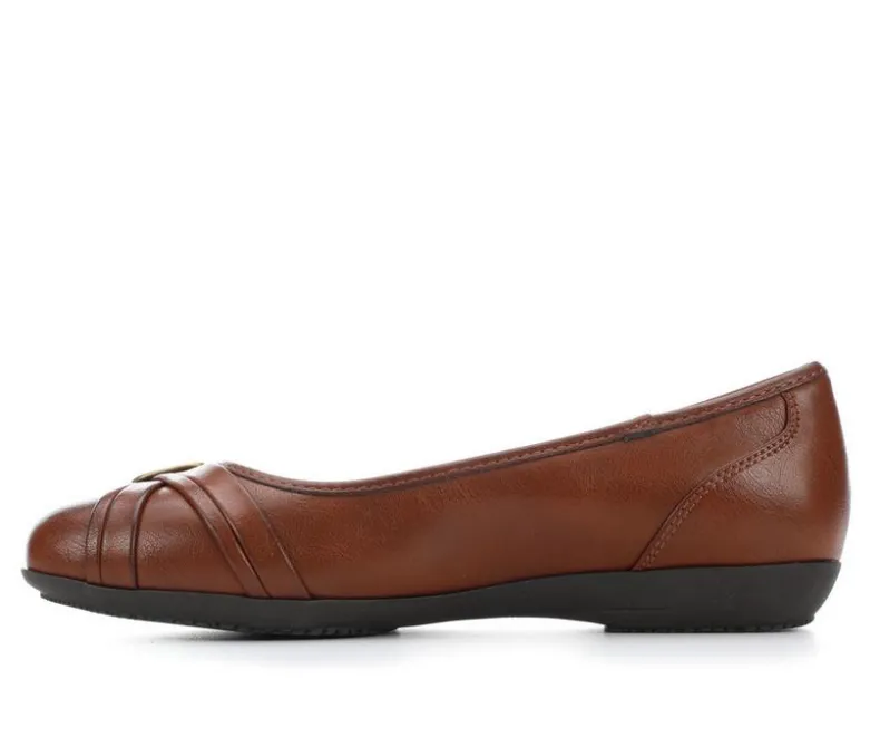 Flats>Cliffs by White Mountain Women's Calming Flats