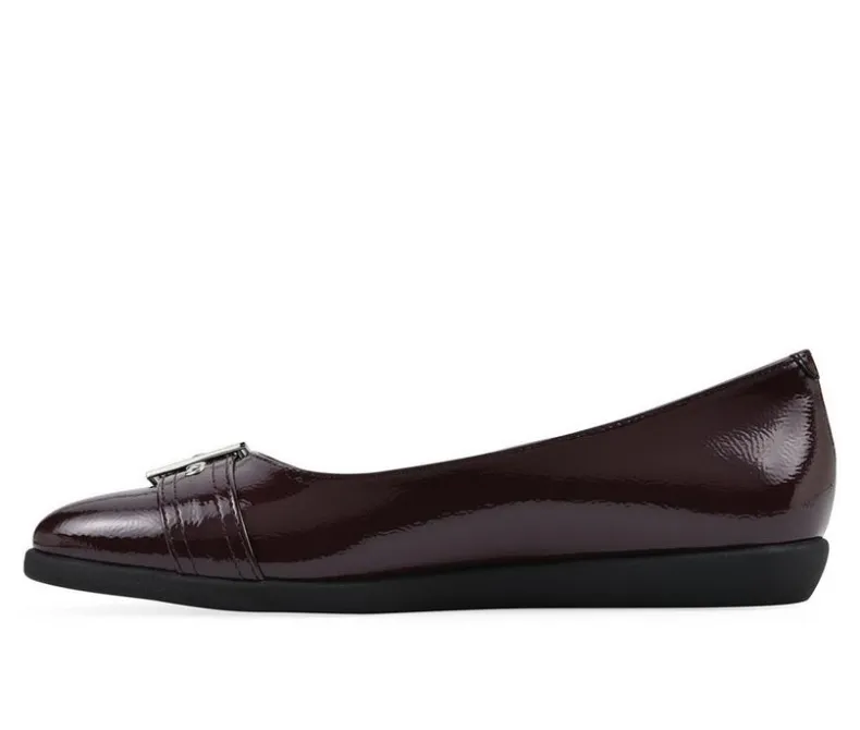 Flats>Cliffs by White Mountain Women's Miliani Flats