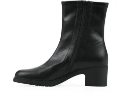 Boots & Booties><noscript><img width=