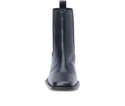 Boots & Booties><noscript><img width=