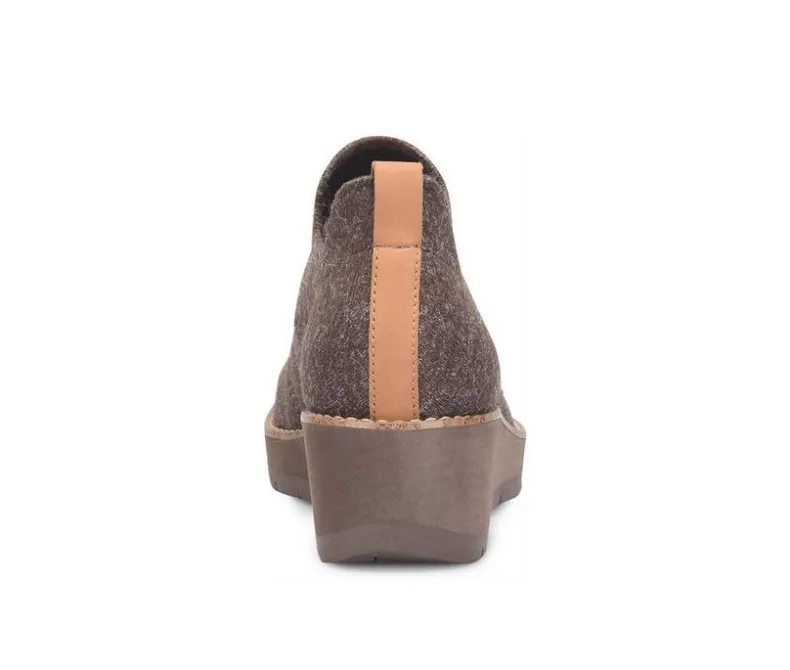 Dress>Comfortiva Women's Fields Wedge Shooties