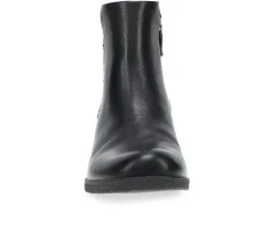 Boots & Booties><noscript><img width=