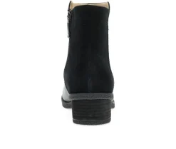 Boots & Booties><noscript><img width=
