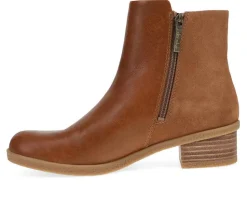 Boots & Booties><noscript><img width=