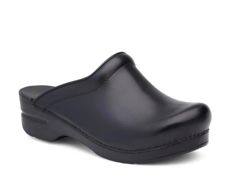 Clogs & Mules>Dansko Women's Sonja Clogs