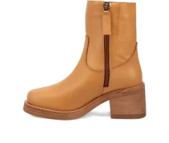 Boots & Booties><noscript><img width=