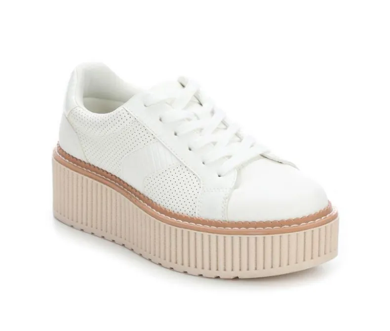 Fashion & Lifestyle>DV BY DOLCE VITA Women's Bubbles Platform Sneakers