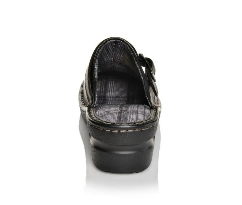 Clogs & Mules>Eastland Women's Mae Clogs