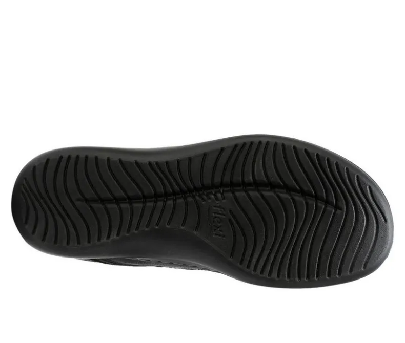 Boat Shoes & Slip-Ons>Eastland Women's Wren Slip-on Shoes