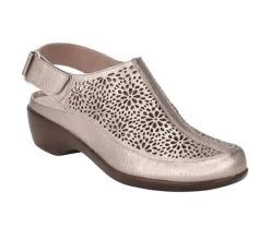 Clogs & Mules>Easy Spirit Women's Dawn Clogs