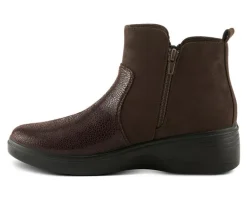 Boots & Booties><noscript><img width=