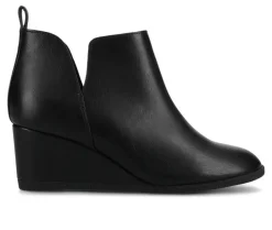 Dress>Journee Collection Women's Mylee Wedge Booties