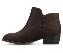 Boots & Booties><noscript><img width=
