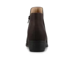 Boots & Booties><noscript><img width=