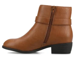 Boots & Booties><noscript><img width=