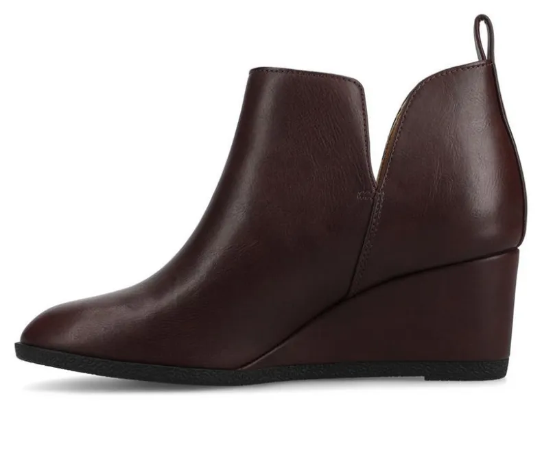 Dress>Journee Collection Women's Mylee Wedge Booties