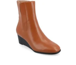Dress>Journee Collection Women's Kylo Wedge Booties