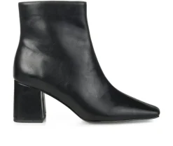 Dress>Journee Collection Women's Haylinn Block Heel Booties