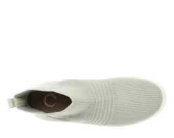 High Top><noscript><img width=