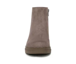 Boots & Booties><noscript><img width=
