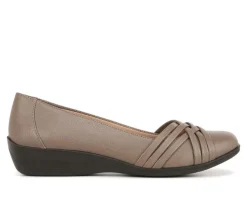Flats>LifeStride Women's Incredible Low Wedge Flats