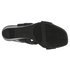 Sandals><noscript><img data-lazyloaded=
