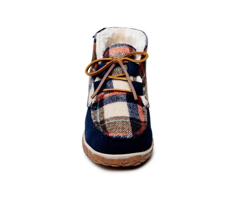 Cozy>Minnetonka Women's Torrey Winter Booties