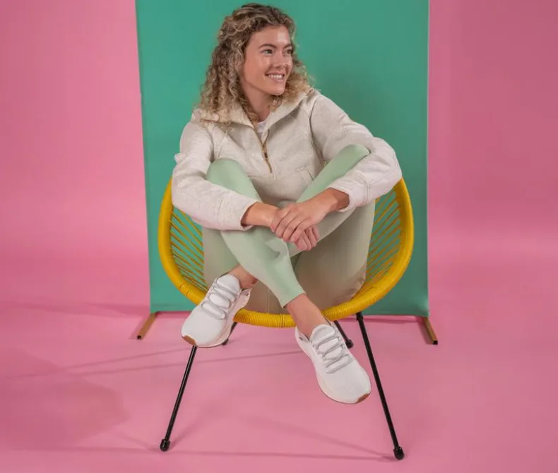 Running|Fashion & Lifestyle>New Balance Women's Roav V1 Sneakers