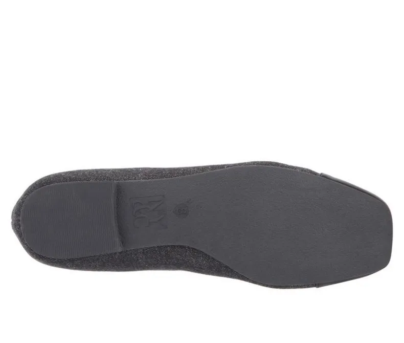 Flats>New York and Company Women's Patricia Flats
