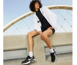 Fashion & Lifestyle|Athletics & Sneakers><noscript><img width=