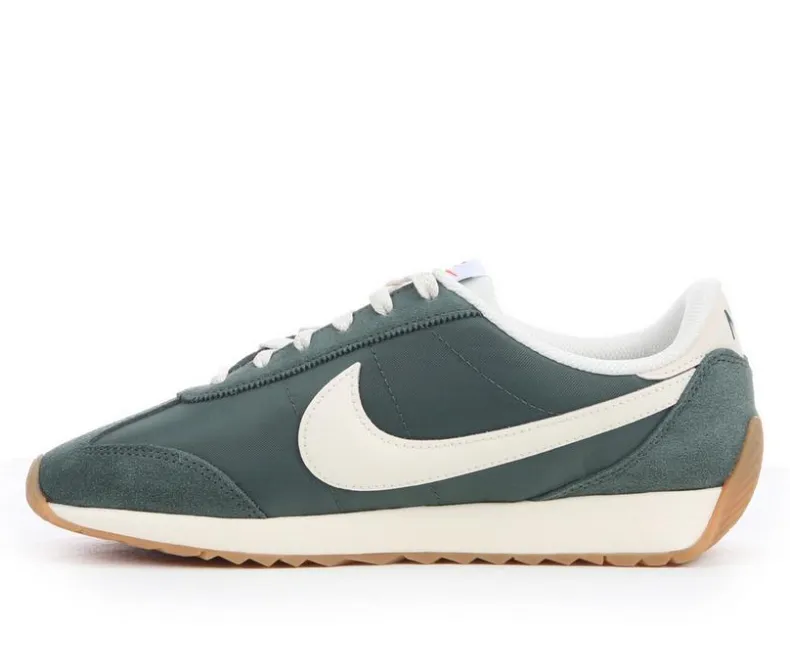 Running|Fashion & Lifestyle>Nike Women's Pacific Sneakers