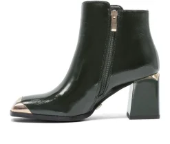 Boots & Booties><noscript><img data-lazyloaded=