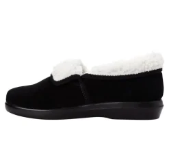 Boat Shoes & Slip-Ons><noscript><img width=