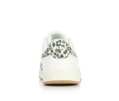 Athletics & Sneakers><noscript><img width=