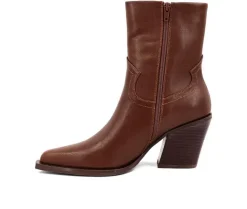 Boots & Booties><noscript><img width=
