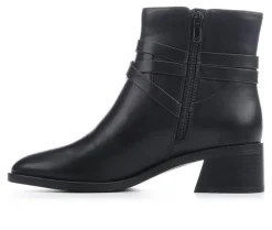 Boots & Booties><noscript><img width=