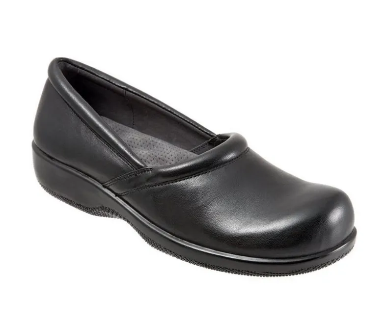 Clogs & Mules|Boat Shoes & Slip-Ons>Softwalk Women's Adora Flats